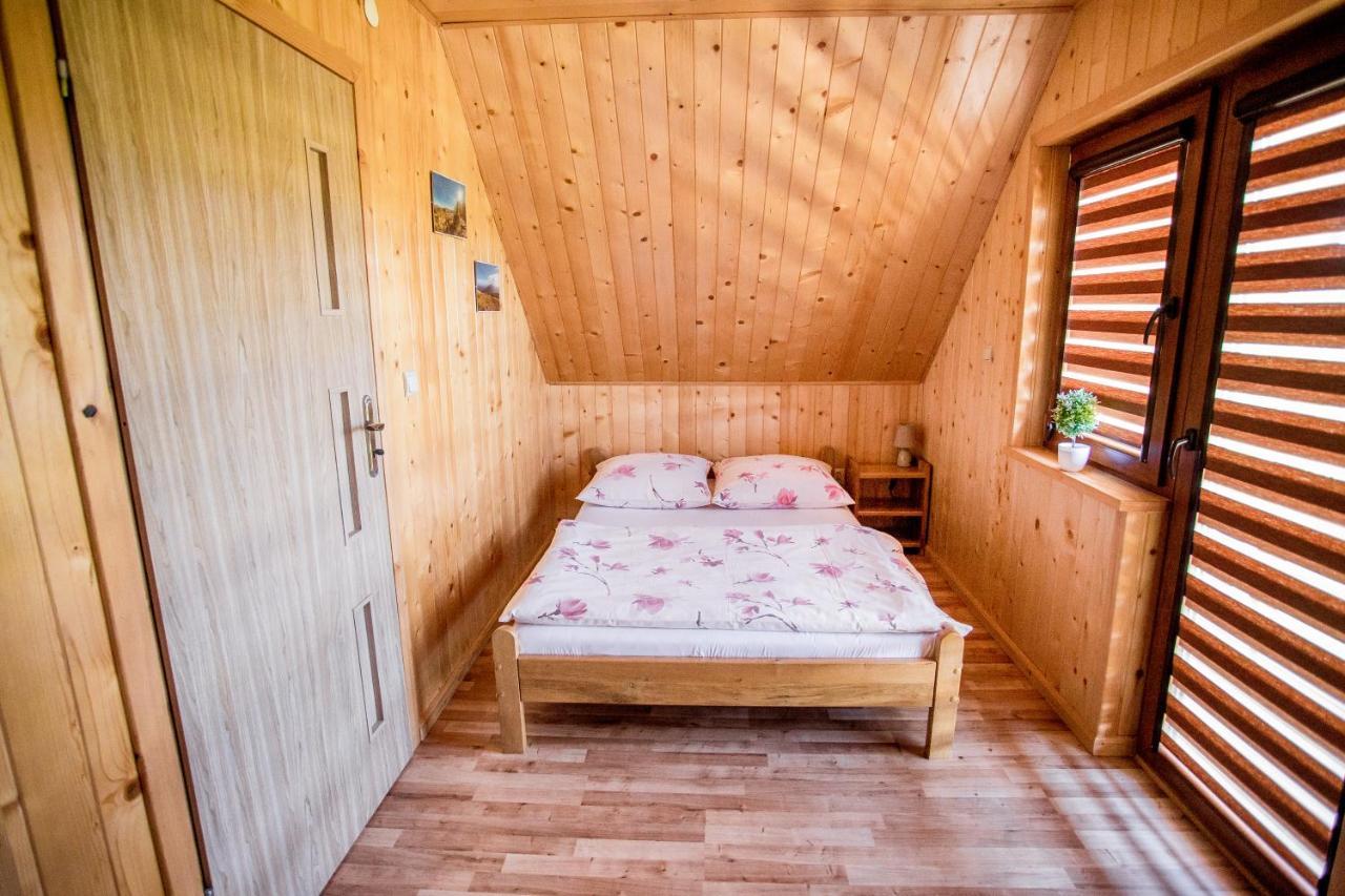 Chaty Na Cholewicy Domki Caloroczne Solina  Exteriér fotografie