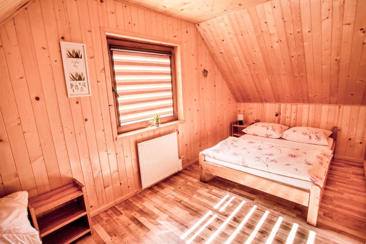Chaty Na Cholewicy Domki Caloroczne Solina  Exteriér fotografie